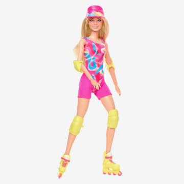 Barbie Le Film Poupée Barbie Du Film Poupée Patineuse Margot Robbie Incarne Barbie Vêtue D’Un Justaucorps, D’Un Cycliste Et De Rollers, Poupée De Collection - Image 2 of 13