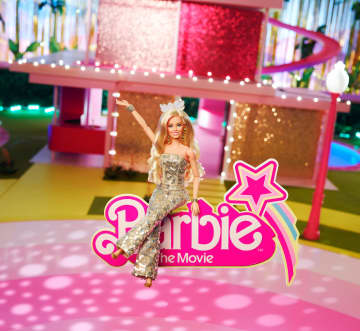 Koleksiyona uygun Barbie filmi bebeği, altın rengi disko tulumu giyen Margot Robbie Barbie rolünde - Image 2 of 7