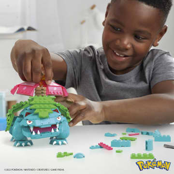 Mega Pokémon Set Di Bulbasaur, Giocattolo Da Costruire Con 3 Action Figure (622 Pezzi) Per Bambini