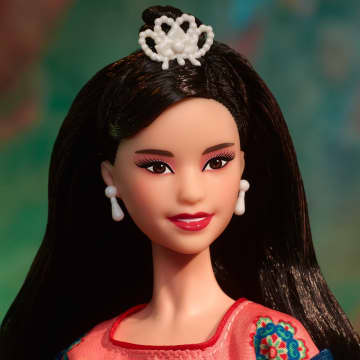 Barbie Lunar New Year Συλλεκτική Κούκλα, Παραδοσιακό Κιμονό Hanfu - Image 3 of 6