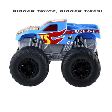 Hot Wheels Monster Trucks Roarin' Wreckers Race Ace