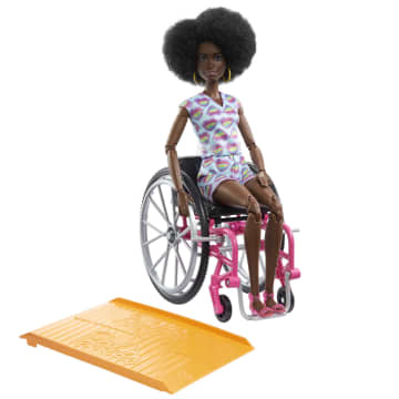 Barbie Fashionistas Puppe Im Rollstuhl Mit Schwarzen Haaren - Image 1 of 7