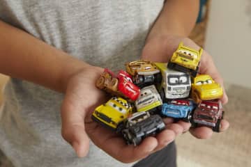Surtido de 10 minicoches de Cars de Disney Pixar