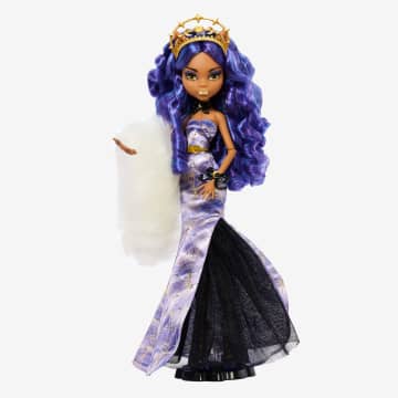 Monster High Howliday Winter Edition Clawdeen Wolf Puppe - Image 2 of 7