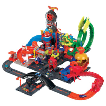 Hot Wheels City Downtown Express Car Wash Playset, With 1 Toy Car