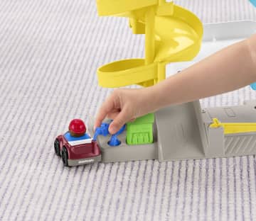 Fisher-Price Little People Γκαράζ