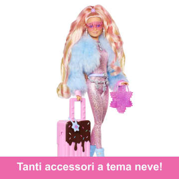 Barbie Extra Fly Bambola viaggiatrice con look a tema neve - Image 5 of 6