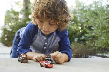 Pack de 3 vehículos metálicos de Cars de DisneyPixar