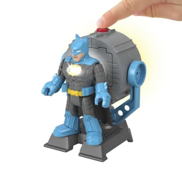 Imaginext® DC Super Friends Bat-Tech Bat-Signal Figür Seti