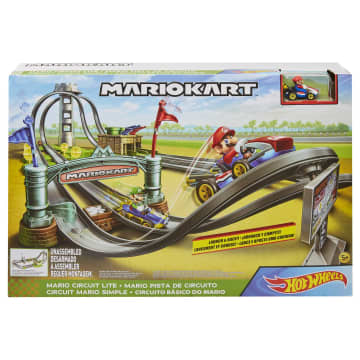 Hot Wheels Mario Kart Circuit Lite Track Set