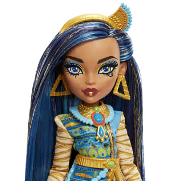 Monster High Κούκλα, Κλειώ Με Σκυλάκι, Μαλλιά Με Μπλε Ανταύγιες - Image 4 of 6