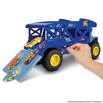 Hot Wheels® Monster Trucks Rhino Taşıyıcı Kamyon - Image 4 of 6