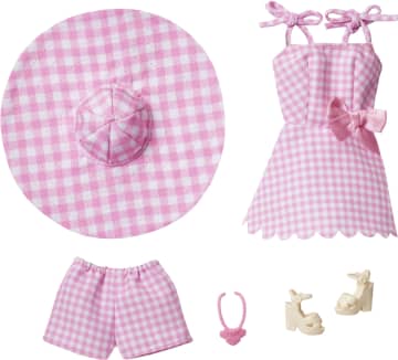 Barbie The Movie - Set di abiti da collezione con tre outifit iconici - Image 5 of 6