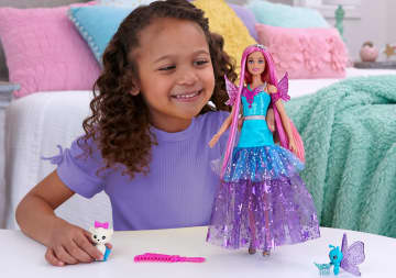 Muñeca Barbie Con Dos Mascotas De Cuento De Hadas, Barbie Malibu De Barbie A Touch Of Magic - Imagen 2 de 6