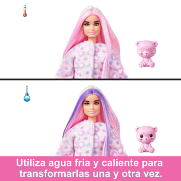Muñeca Barbie Cutie Reveal de la serie Cozy Cute Tees con disfraz de osito y accesorios - Image 4 of 6