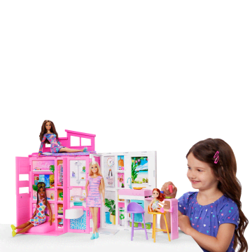 Barbie Vakantiehuis Met Barbie Pop, 4 Speelplekken En 11 Accessoires