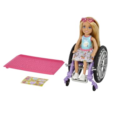 Barbie Chelsea pop (blond) en rolstoel