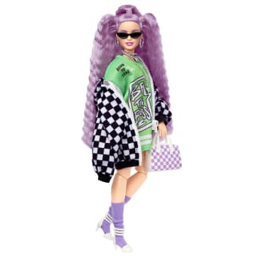 Barbie Extra Puppe In Schwarz-Weißer Rennwagejacke Mit Lila Haaren - Image 3 of 6