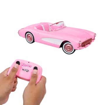Hot Wheels Barbie Corvette, Corvette met afstandsbediening uit Barbie The Movie - Imagen 3 de 6