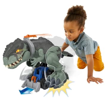 Imaginext® Jurassic World™ Gürleyen Dev Dinozor™