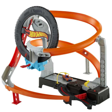 Hot Wheels Centro Gomme Super Lanci Playset - Image 1 of 6