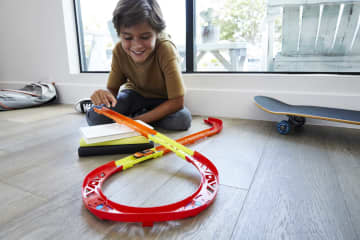 Hot Wheels Track Builder Unlimited Premium Curve Pack - Image 2 of 6