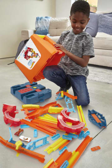Hot Wheels Track Builder Unlimited Power Boost BoxTrack Set