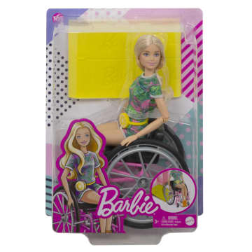Barbie Fashionistas Sedia A Rotelle – Completo Verde