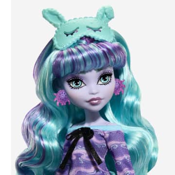 Monster High Pop En Accessoires Voor Slaapfeestje, Twyla, Griezelfeestje - Image 3 of 6