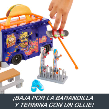 Hot Wheels Skate Base De Juego Con Camión De Tacos - Imagen 4 de 8