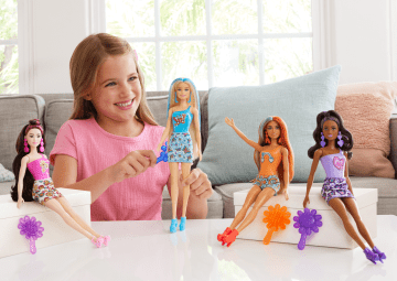 Barbie - Assortiment Poupées Color Reveal Arc-En-Ciel - Poupée Mannequin - 3 Ans Et +