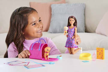 Barbie Cuccioli Adottati Bambola E Accessori