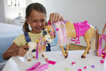 Barbie - Coffret Toilettage Des Chevaux Barbie Avec 1 Poupée - Poupée Mannequin - 3 Ans Et + - Imagen 2 de 6