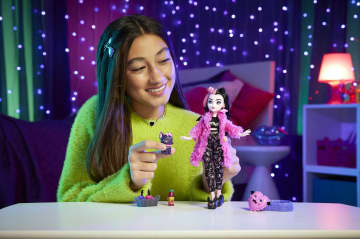 Monster High - Coffret Soirée Pyjama Draculaura - Poupée - 4 Ans Et + - Imagen 2 de 6