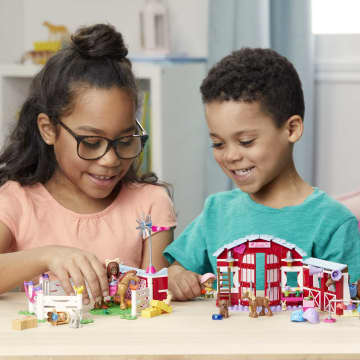 Конструктор для детей Mega Construx Barbie Конный двор
