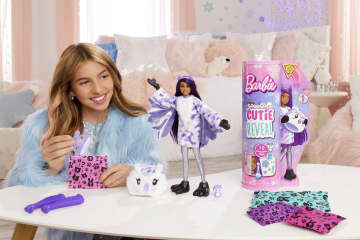 Barbie Cutie Reveal Snowflake Sparkle Avec Costume De Chouette Doux - Imagen 2 de 8