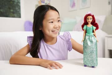 Παιχνίδια Disney Princess, Κούκλα Άριελ Με Ρούχα Και Αξεσουάρ - Image 2 of 6