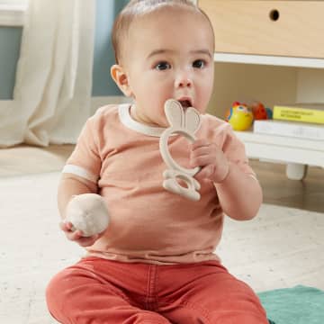 Bebekler Için Duyusal Gelişime Ve Ince Motor Becerilerine Yardımcı 4 Oyuncaktan Oluşan Fisher Price Duyuları Harekete Geçiren Hediye Seti