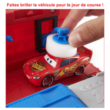 Disney Pixar Cars - Coffret Mack Transformable - Petite Voiture - 3 Ans Et + - Imagen 3 de 6