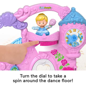 Disney Princess Play & Go Castle Gift Set by Little People - Image 3 of 7