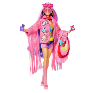 Barbie Extra Fly con ropa de desierto, muñeca Barbie con temática de viajes