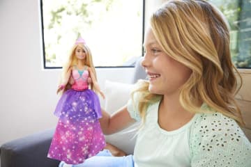 Barbie Dreamtopia 2-in-1 Princess - Image 2 of 5