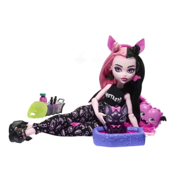 Monster High Pop En Accessoires Voor Slaapfeestje, Draculaura, Griezelfeestje - Image 5 of 6