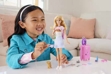 Barbie - Coffret Poupée Malibu En Voyage - Coffret Poupée Mannequin - 3 Ans Et +