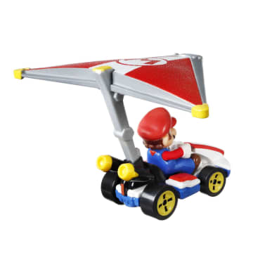 Hot Wheels Mario Kart Vehículo de Juguete Mario Estándar Kart con Super Glider - Image 3 of 4