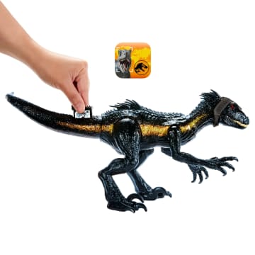 Jurassic World Dinosaurio de Juguete Rastreo y Ataque Indoraptor