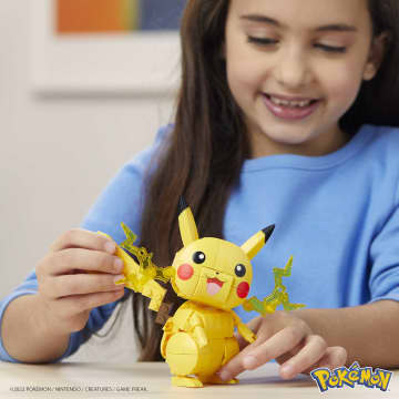 MEGA Pokémon Building Toy Kit Pikachu (211 Pieces) With 1 Action Figure For Kids