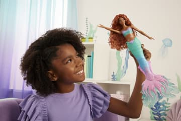 Disney the Little Mermaid Sing & Dream Ariel Fashion Doll - Imagem 2 de 6