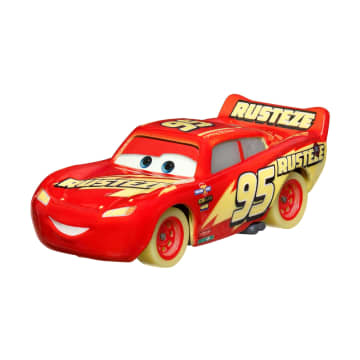 Disney And Pixar Cars Glow Racers Vehicles, Glow-in-The-Dark 1:55 Scale Die-Cast Toy Cars - Imagen 3 de 6