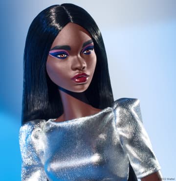 Barbie Signature Posable Barbie Looks Doll, Dark-Brown Hair, Tall Body Type